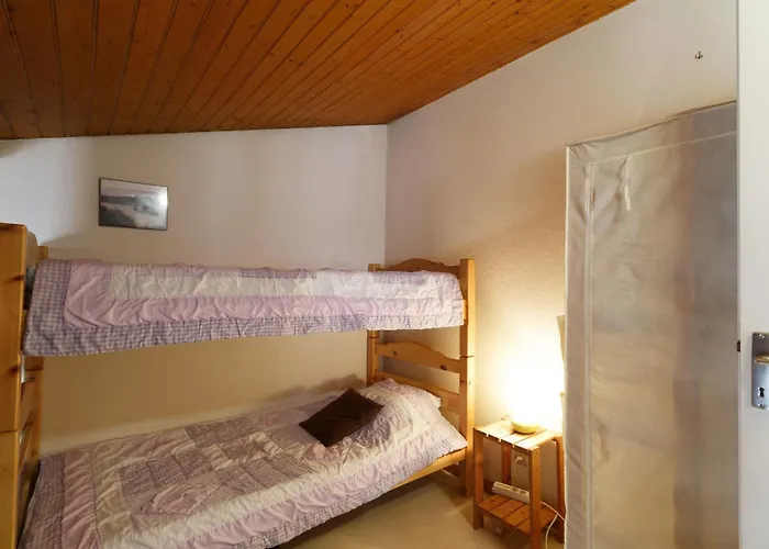 Сasa de vacaciones Les Maisons Du By Interhome